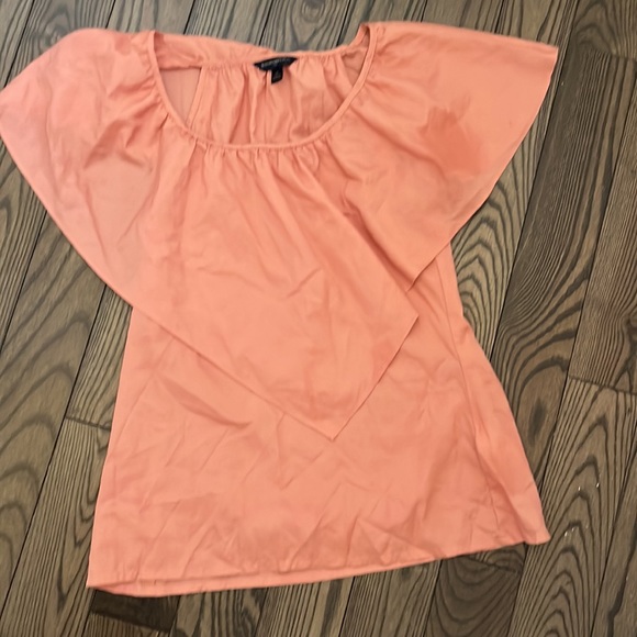 Banana Republic soft satin blouse in salmon pink! XS! - Picture 5 of 5